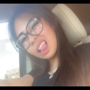 Meet your Posher, Gabriella